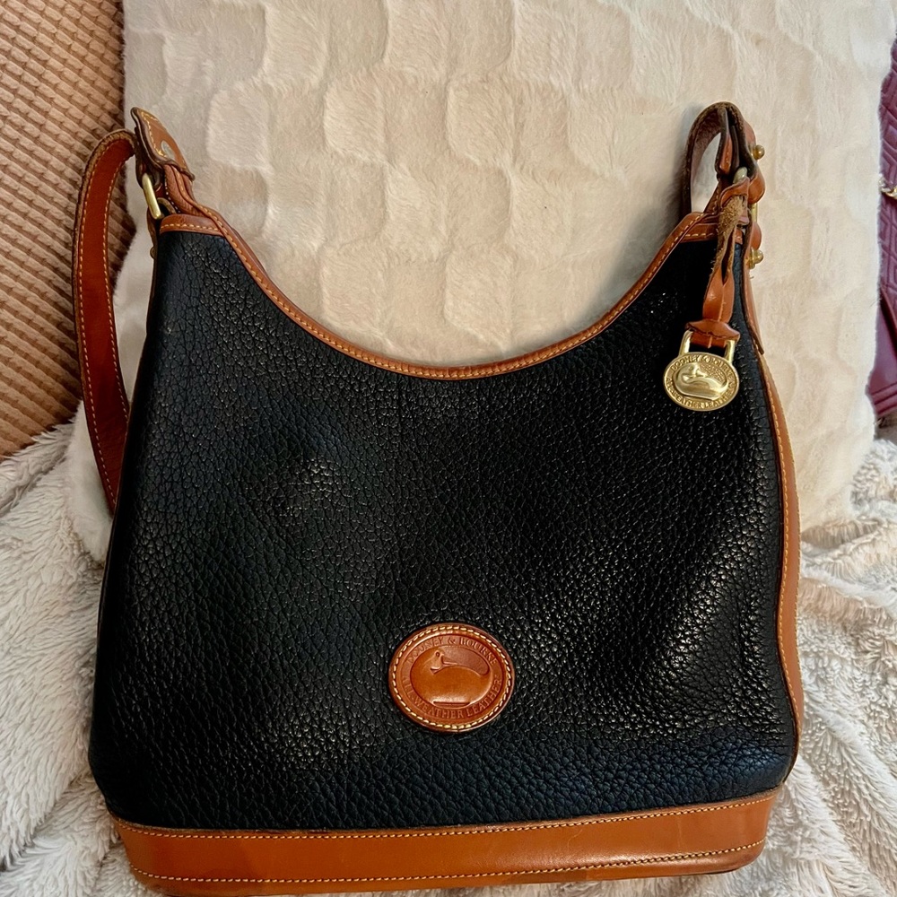 Dooney Bourke Black Pebbled All Weather Leather Shoulder Bag Duck Charm Vintage